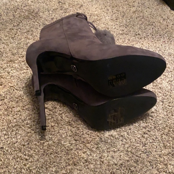 Michael Kors Remi Bootie - Picture 4 of 7